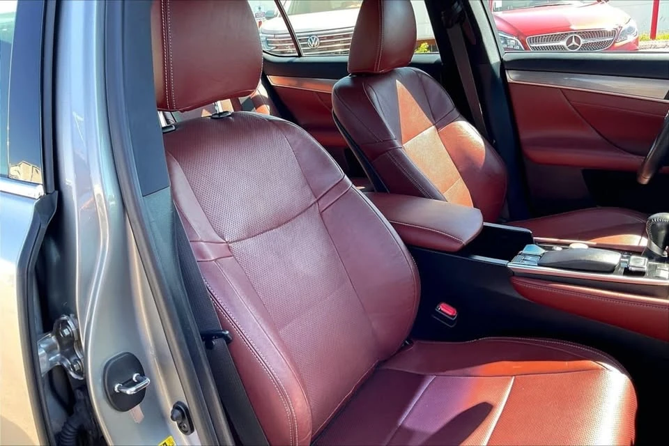 2015 Lexus GS 4th Gen - Image 5 of 18