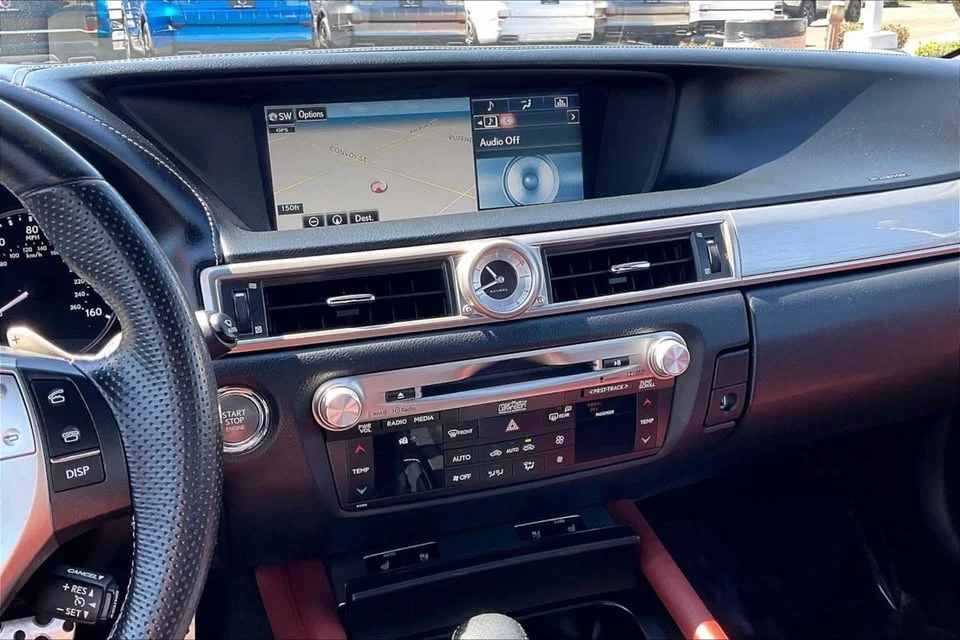 2015 Lexus GS 4th Gen - Image 4 of 18