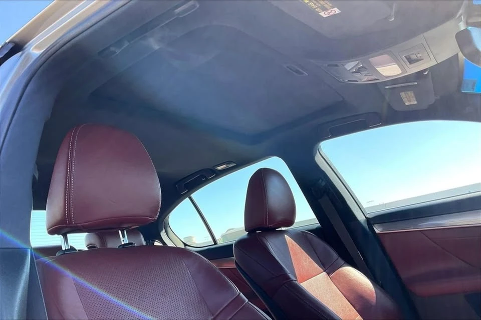 2015 Lexus GS 4th Gen - Image 18 of 18