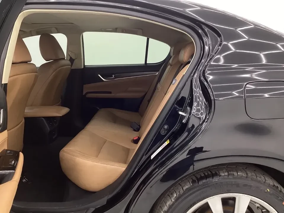 2015 Lexus GS 4th Gen - Image 14 of 17