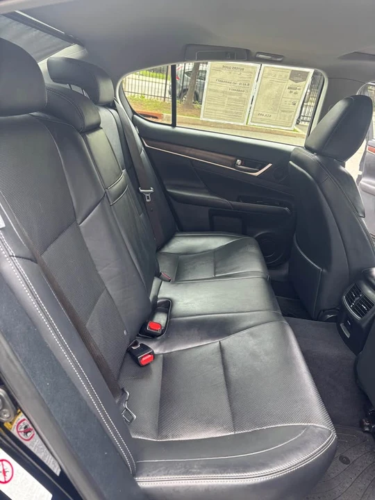 2015 Lexus GS 4th Gen - Image 13 of 17