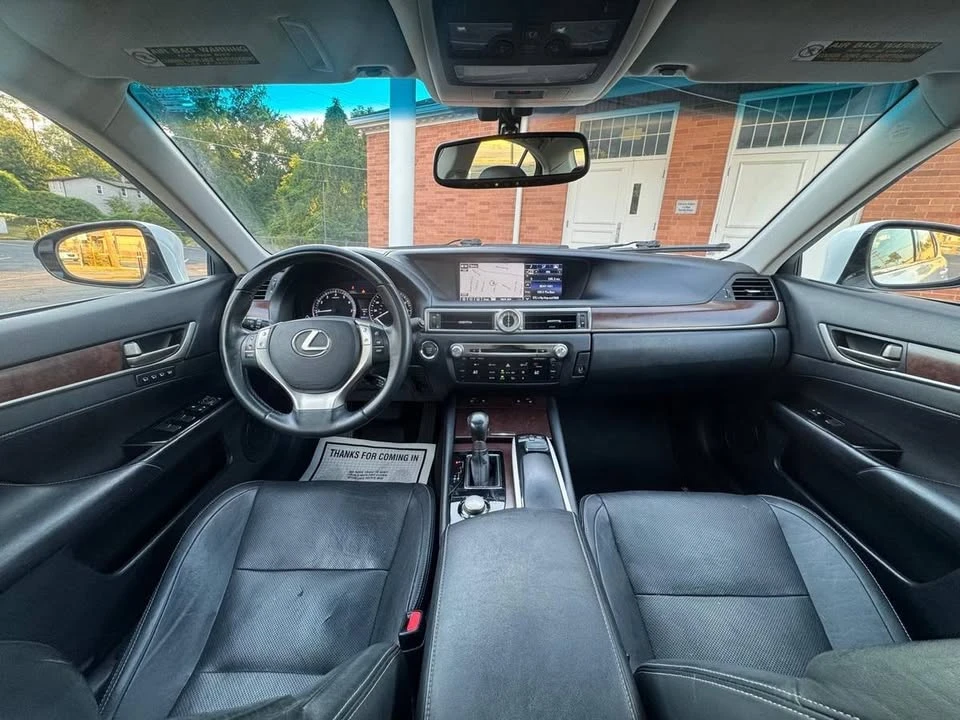 2015 Lexus GS 4th Gen - Image 13 of 20