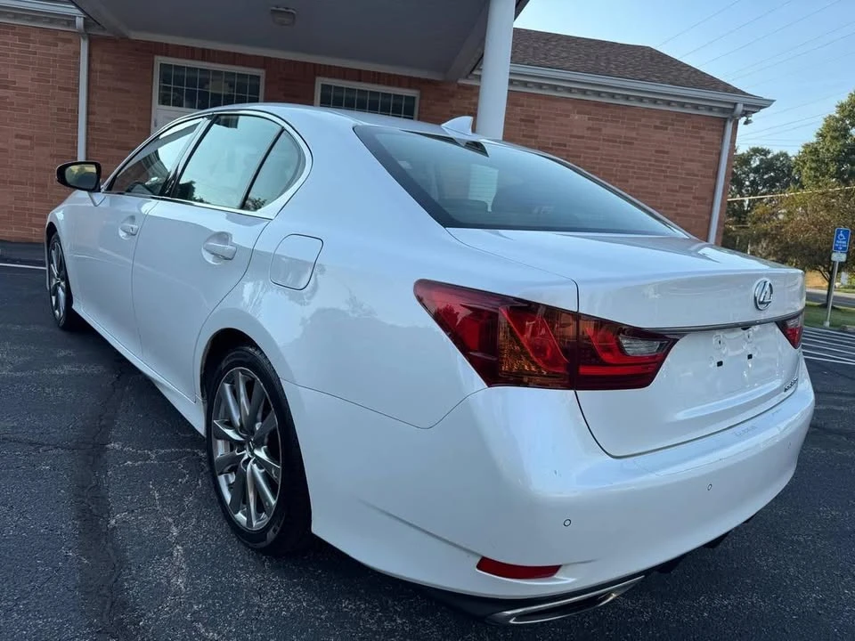 2015 Lexus GS 4th Gen - Image 8 of 20