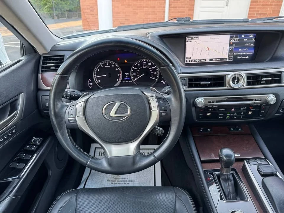2015 Lexus GS 4th Gen - Image 15 of 20