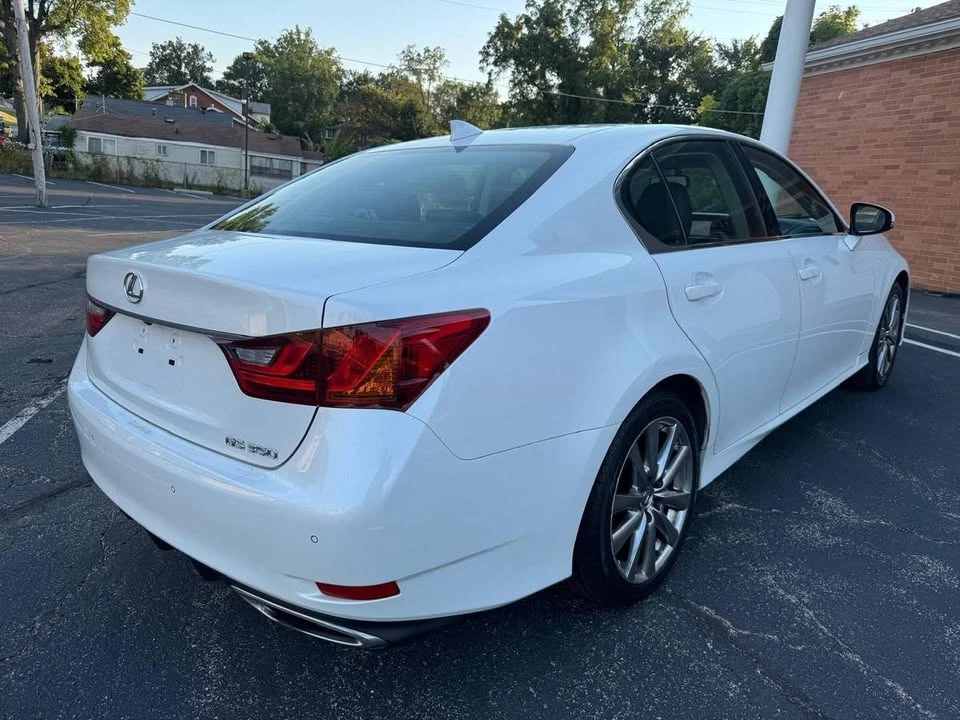 2015 Lexus GS 4th Gen - Image 6 of 20
