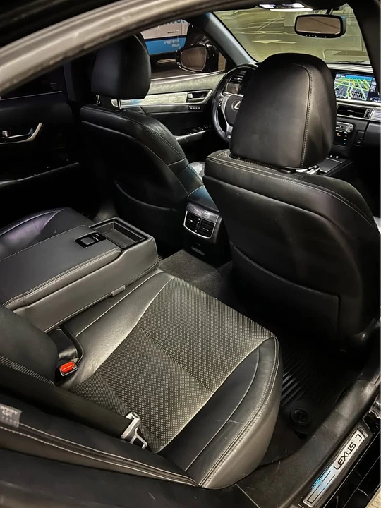 2015 Lexus GS 4th Gen - Image 14 of 17