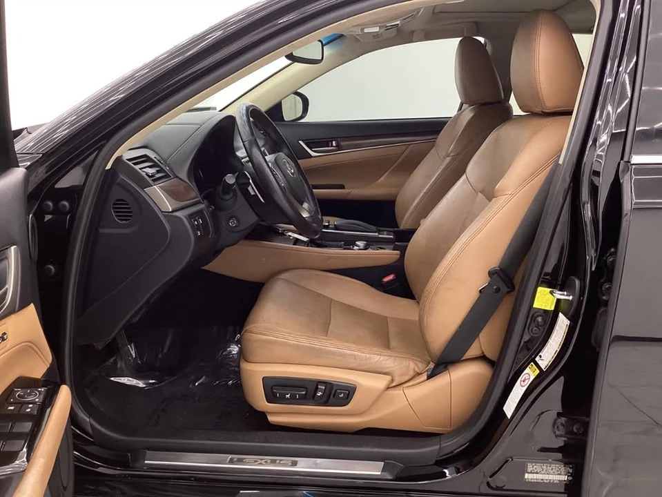2015 Lexus GS 4th Gen - Image 7 of 19