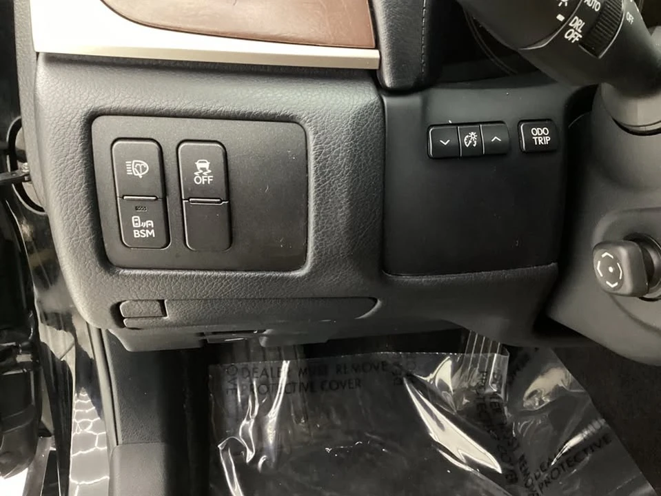 2015 Lexus GS 4th Gen - Image 18 of 19