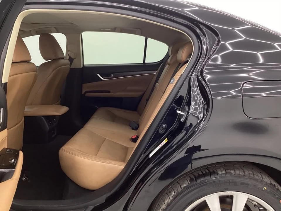2015 Lexus GS 4th Gen - Image 9 of 19