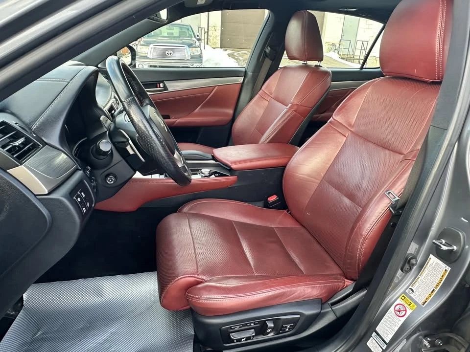 2015 Lexus GS 4th Gen - Image 7 of 19