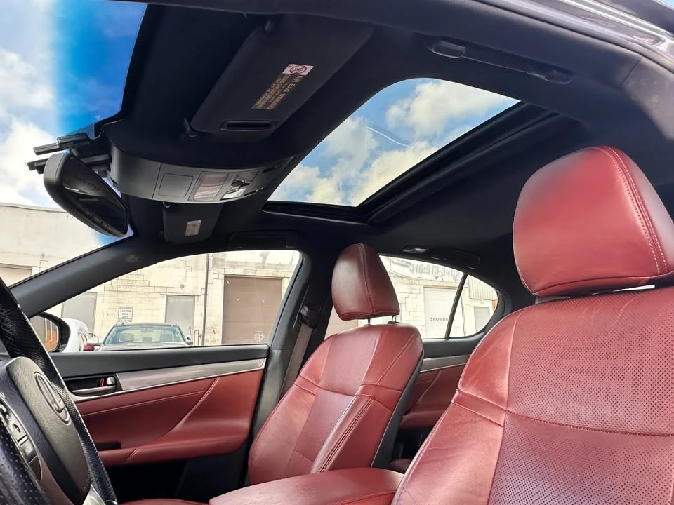 2015 Lexus GS 4th Gen - Image 8 of 19