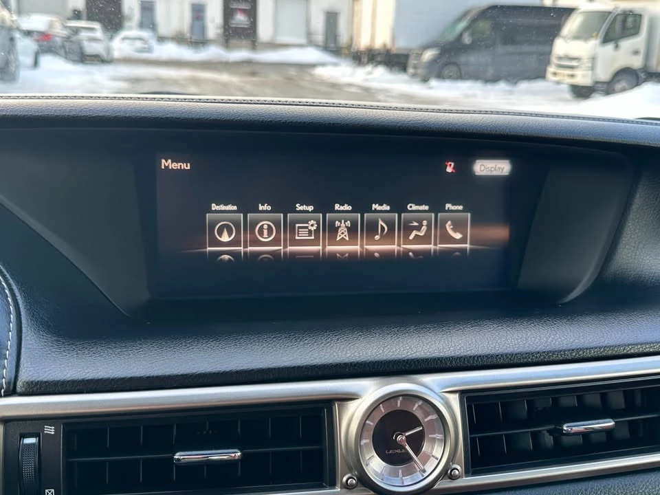 2015 Lexus GS 4th Gen - Image 12 of 19