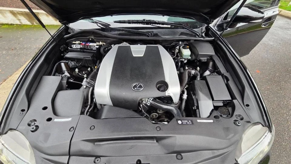 2015 Lexus GS 4th Gen - Image 14 of 14