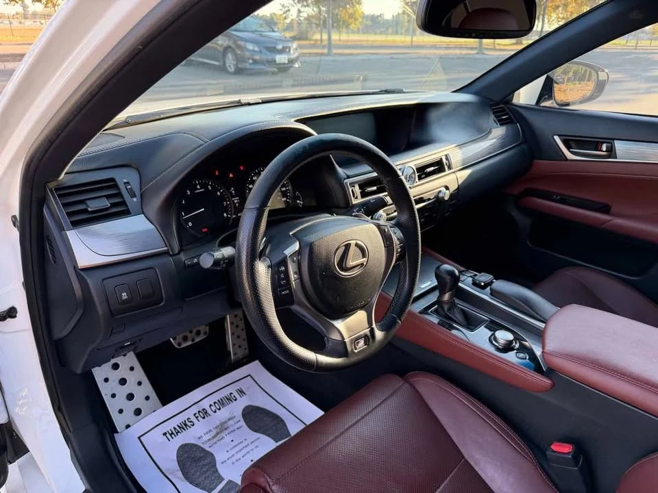 2015 Lexus GS 4th Gen - Image 10 of 20