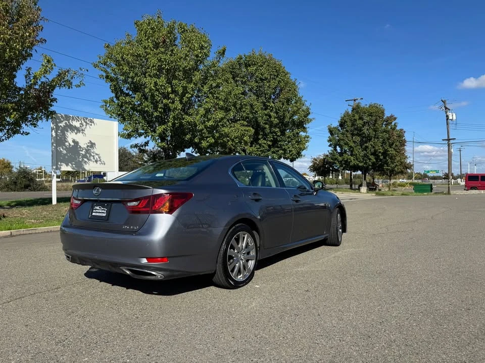 2015 Lexus GS 4th Gen - Image 7 of 19