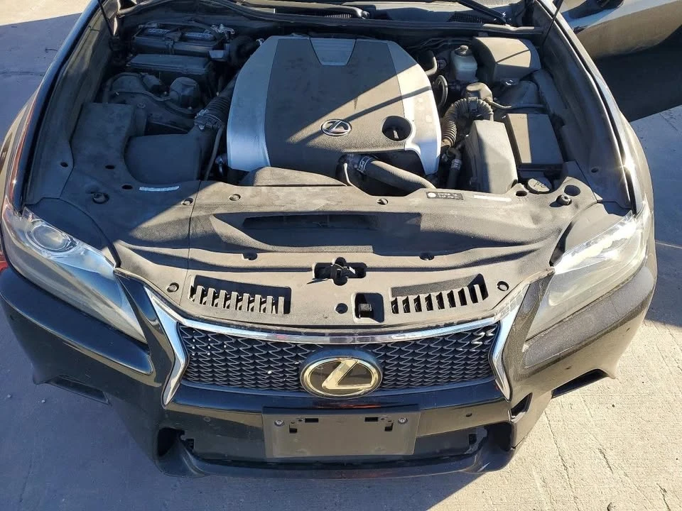 2015 Lexus GS 4th Gen - Image 2 of 8