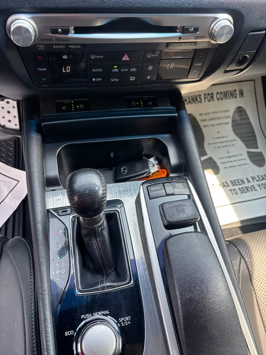 2015 Lexus GS 4th Gen - Image 13 of 14