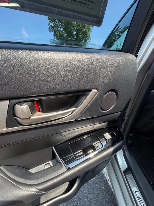 2015 Lexus GS 4th Gen - Image 9 of 14
