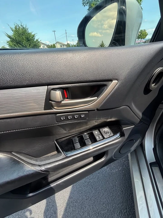 2015 Lexus GS 4th Gen - Image 10 of 14