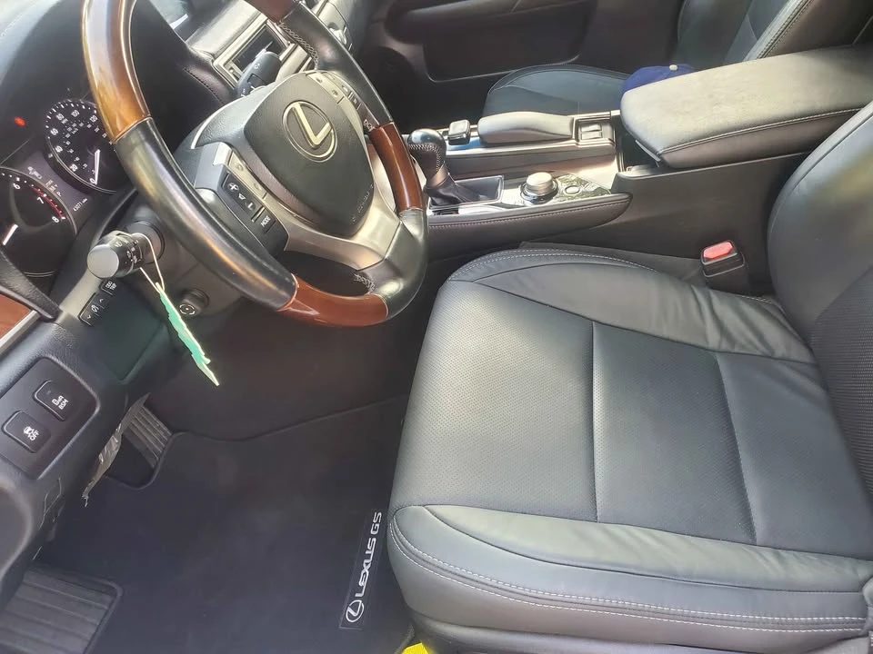 2015 Lexus GS 4th Gen - Image 9 of 10