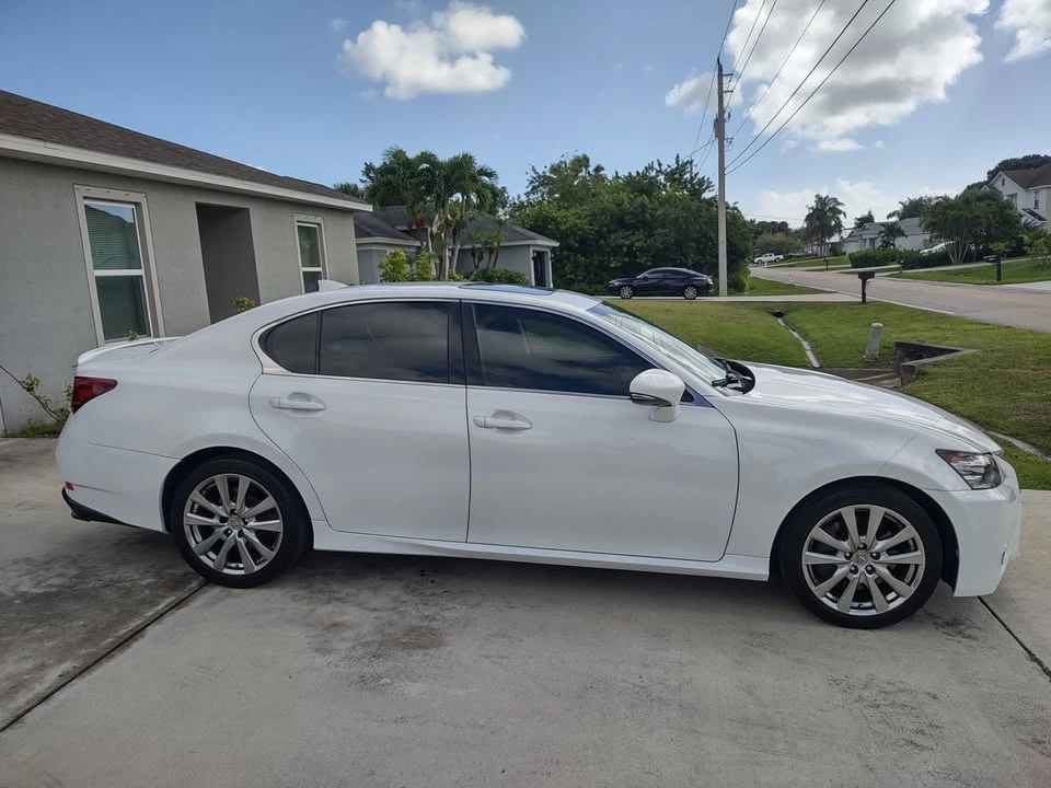 2015 Lexus GS 4th Gen - Image 3 of 20