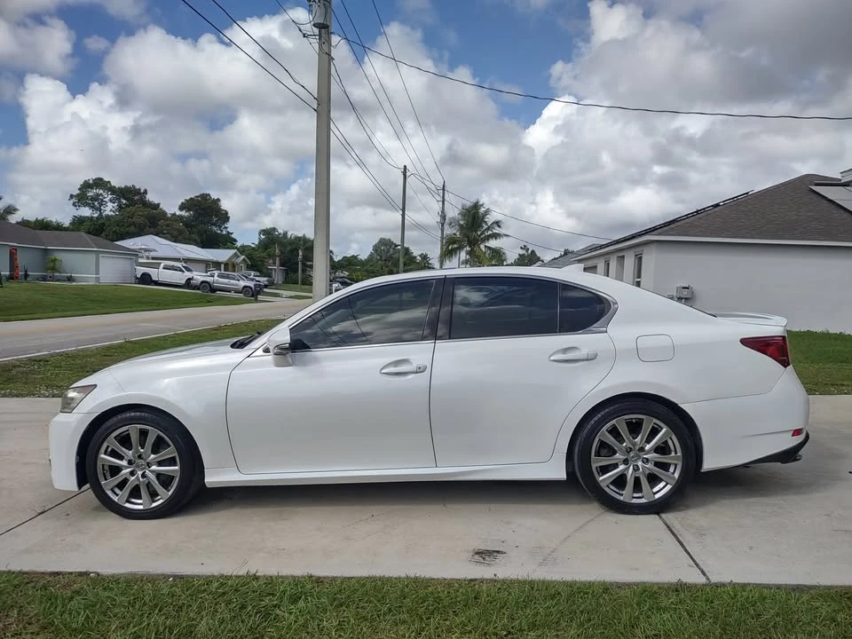 2015 Lexus GS 4th Gen - Image 4 of 20