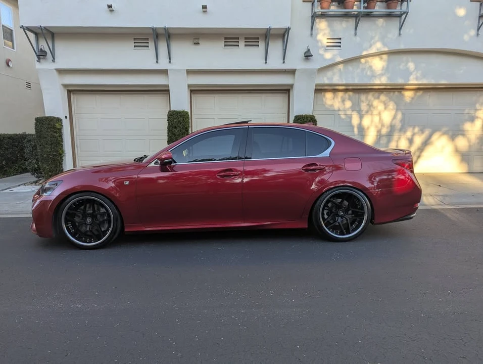 2015 Lexus GS 4th Gen - Image 8 of 11
