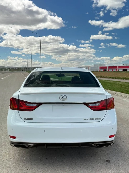 2015 Lexus GS 4th Gen - Image 6 of 9