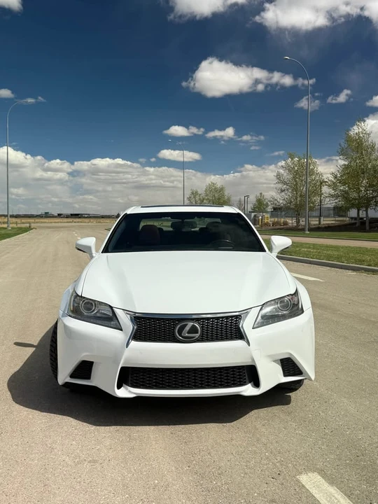 2015 Lexus GS 4th Gen - Image 2 of 9