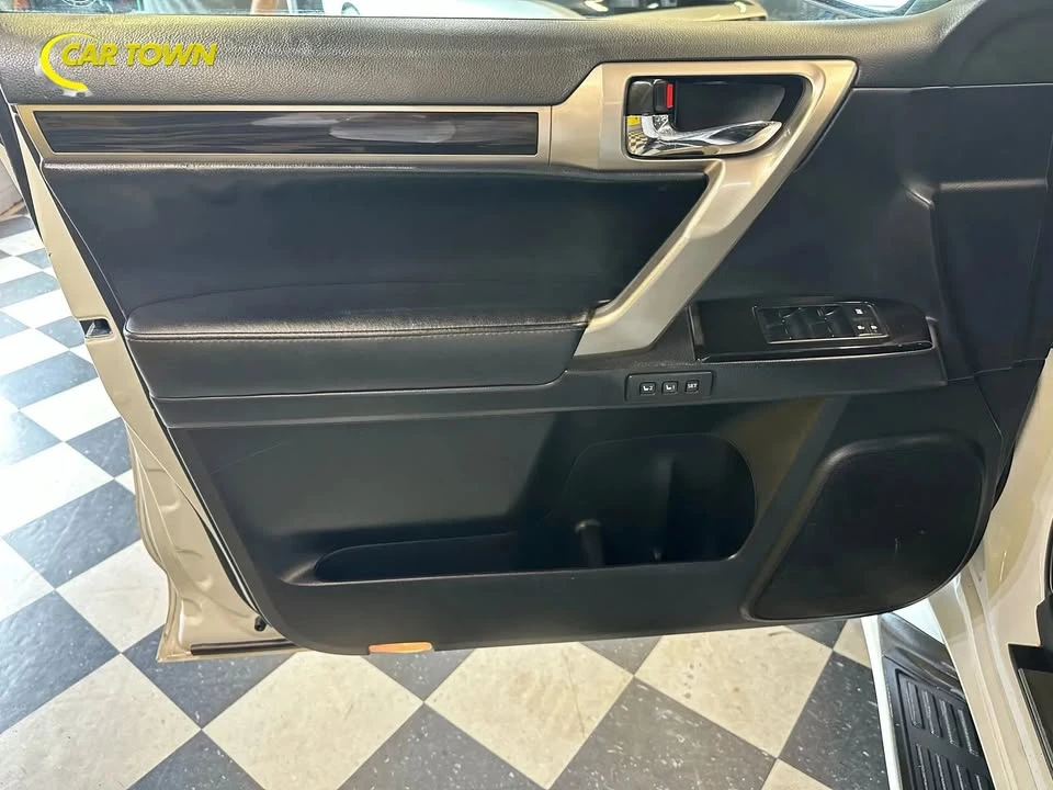 2015 Lexus GX 2nd Gen - Image 16 of 20