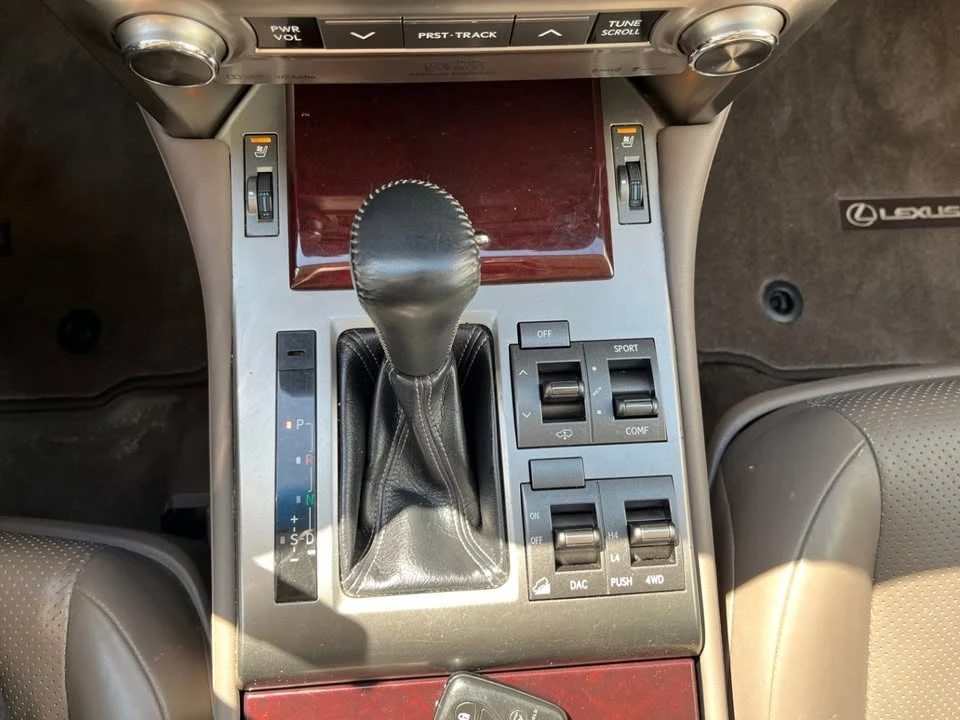 2015 Lexus GX 2nd Gen - Image 13 of 19