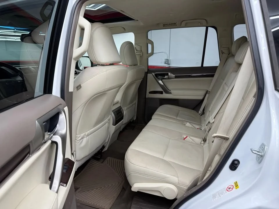 2015 Lexus GX 2nd Gen - Image 11 of 19