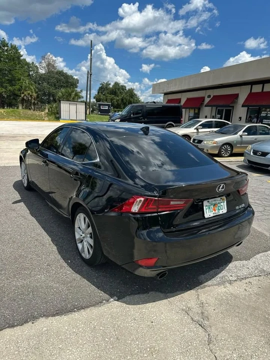 2015 Lexus IS 3rd Gen - Image 4 of 15