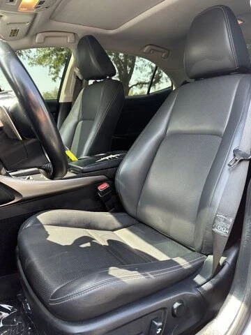 2015 Lexus IS 3rd Gen - Image 11 of 20