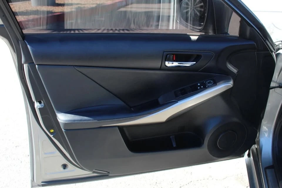 2015 Lexus IS 3rd Gen - Image 10 of 19