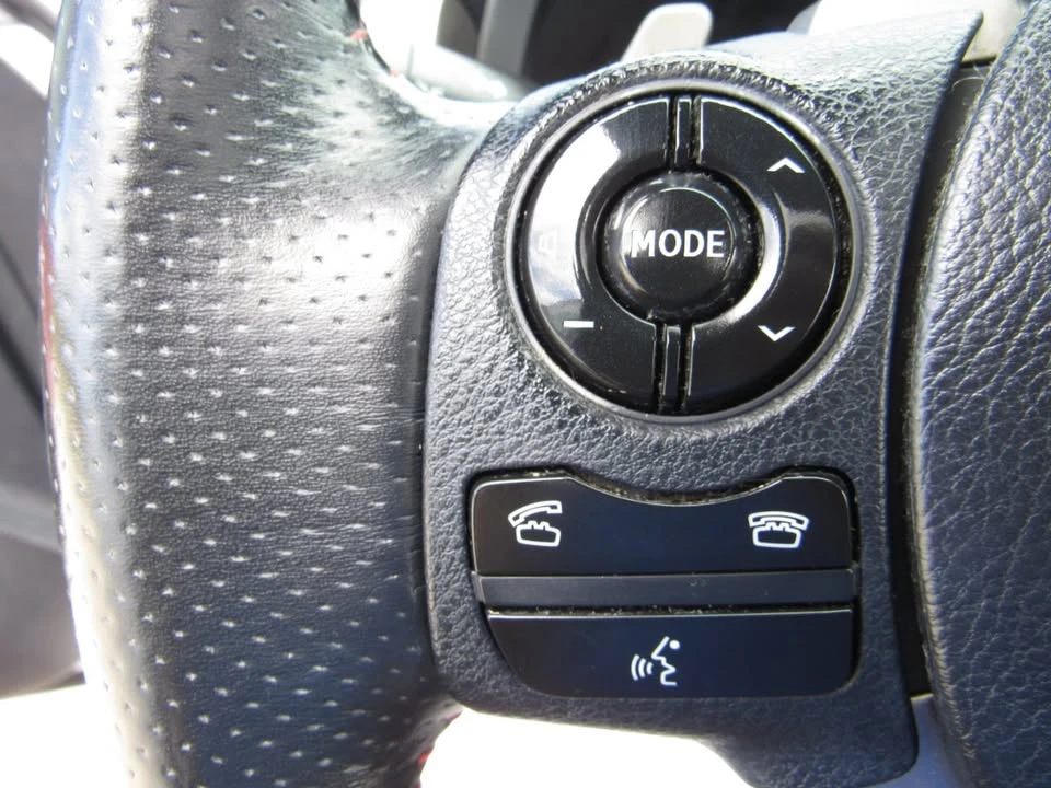 2015 Lexus IS 3rd Gen - Image 19 of 19