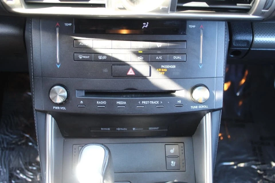 2015 Lexus IS 3rd Gen - Image 14 of 19