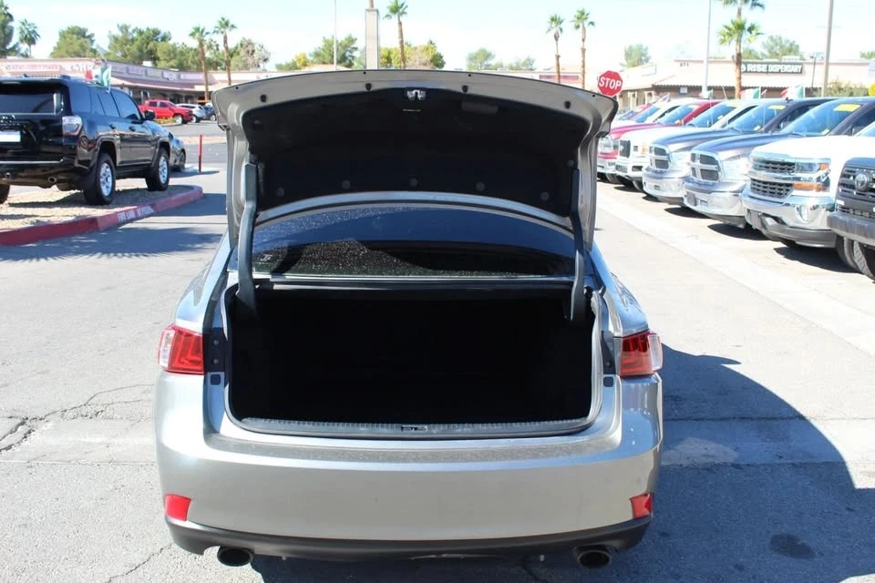 2015 Lexus IS 3rd Gen - Image 8 of 20
