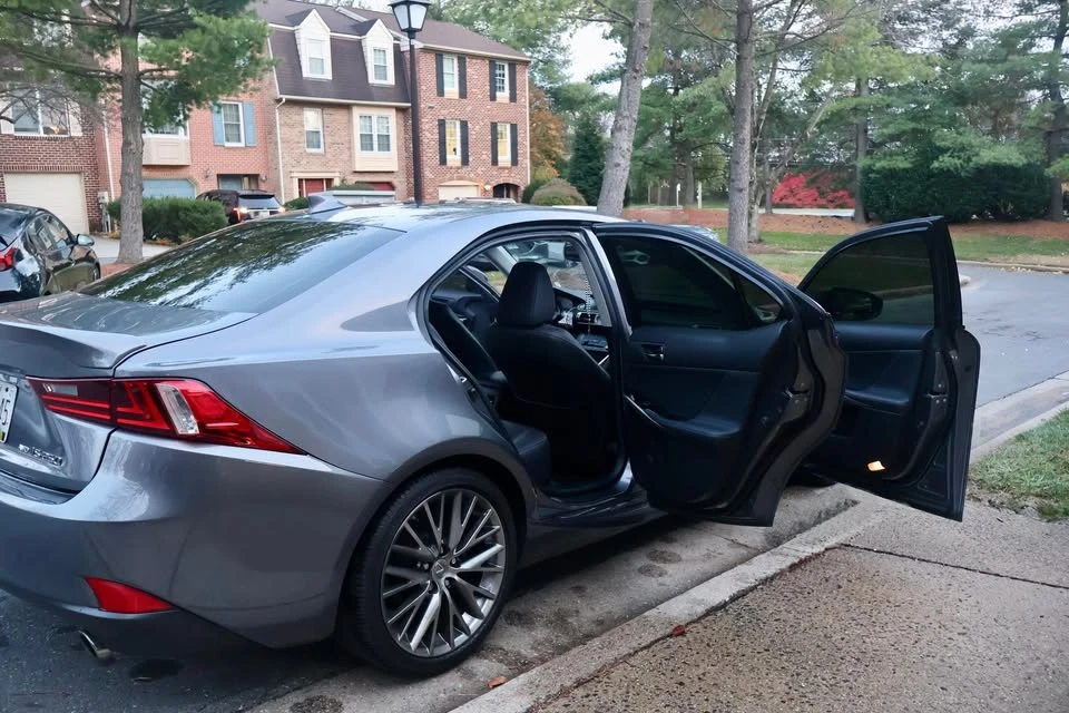 2015 Lexus IS 3rd Gen - Image 14 of 18