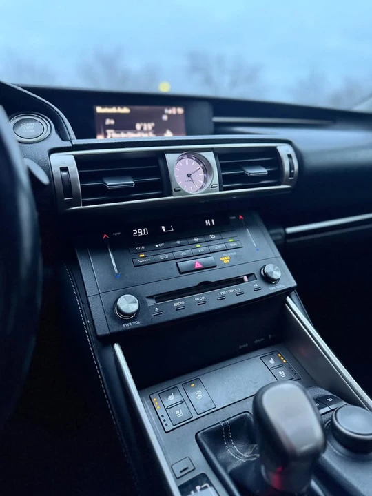2015 Lexus IS 3rd Gen - Image 8 of 14