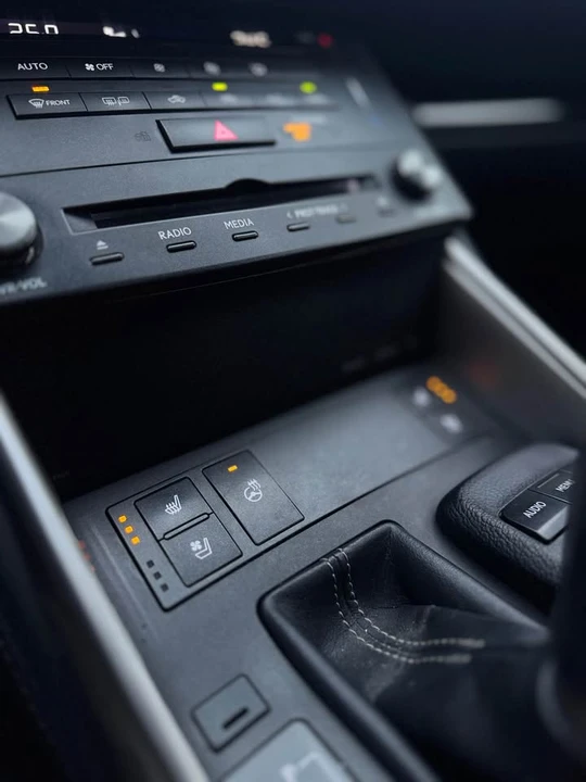 2015 Lexus IS 3rd Gen - Image 8 of 14