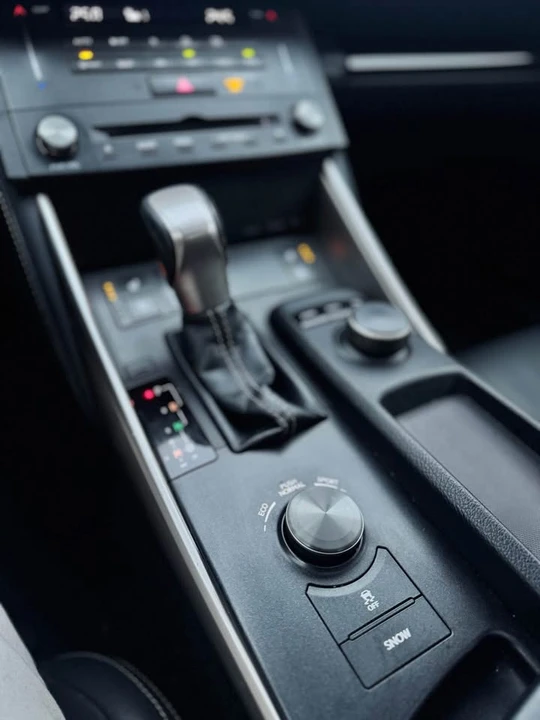 2015 Lexus IS 3rd Gen - Image 7 of 14