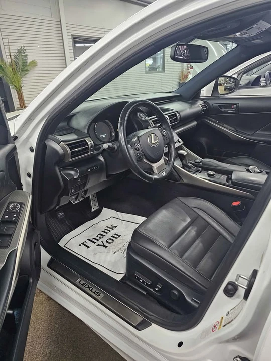 2015 Lexus IS 3rd Gen - Image 7 of 8