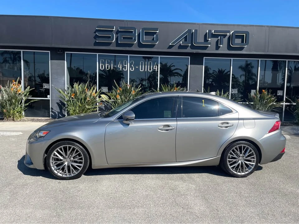 2015 Lexus IS 3rd Gen - Image 3 of 13
