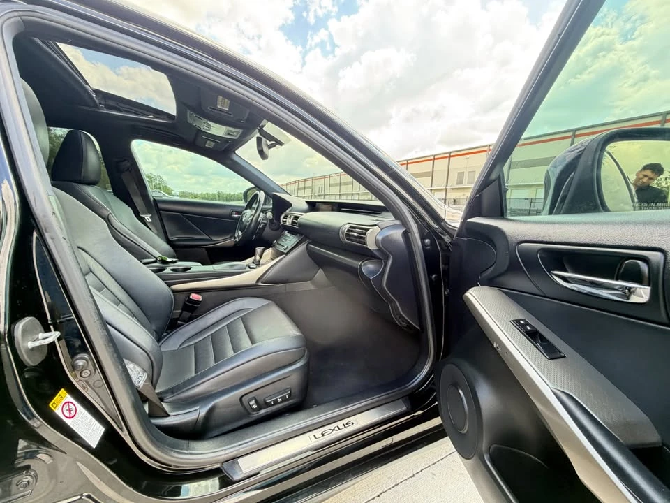 2015 Lexus IS 3rd Gen - Image 14 of 19
