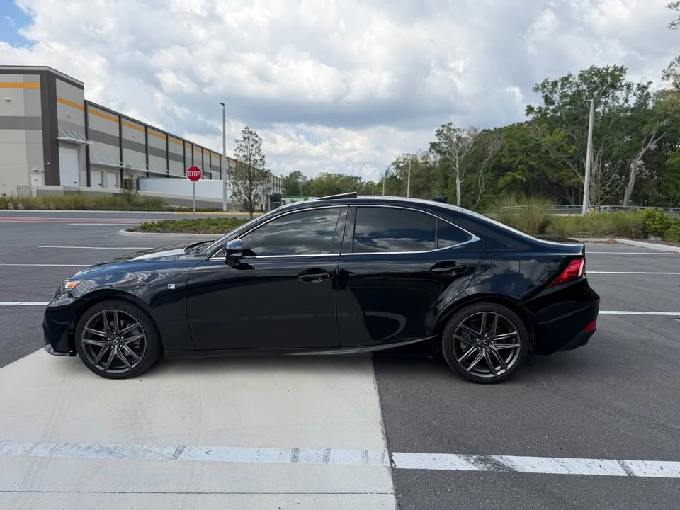 2015 Lexus IS 3rd Gen - Image 8 of 19