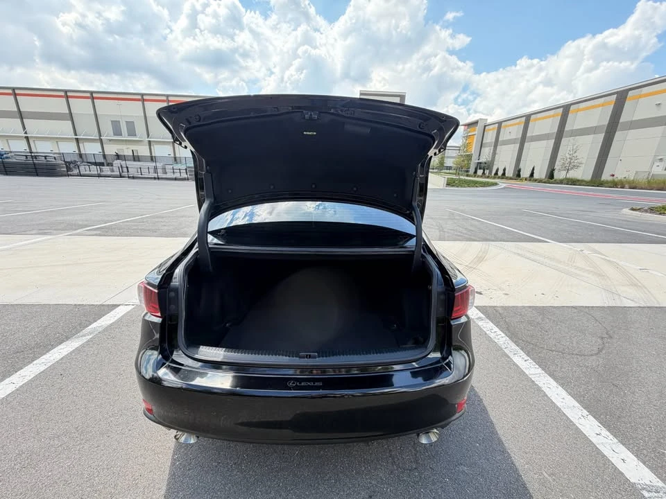 2015 Lexus IS 3rd Gen - Image 19 of 19