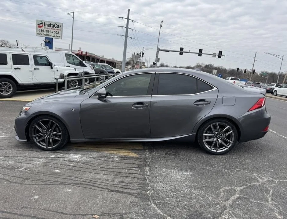 2015 Lexus IS 3rd Gen - Image 9 of 20