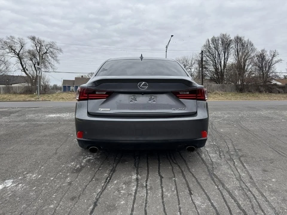 2015 Lexus IS 3rd Gen - Image 11 of 20
