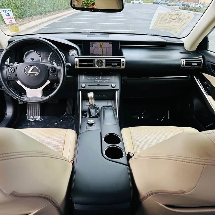 2015 Lexus IS 3rd Gen - Image 9 of 17